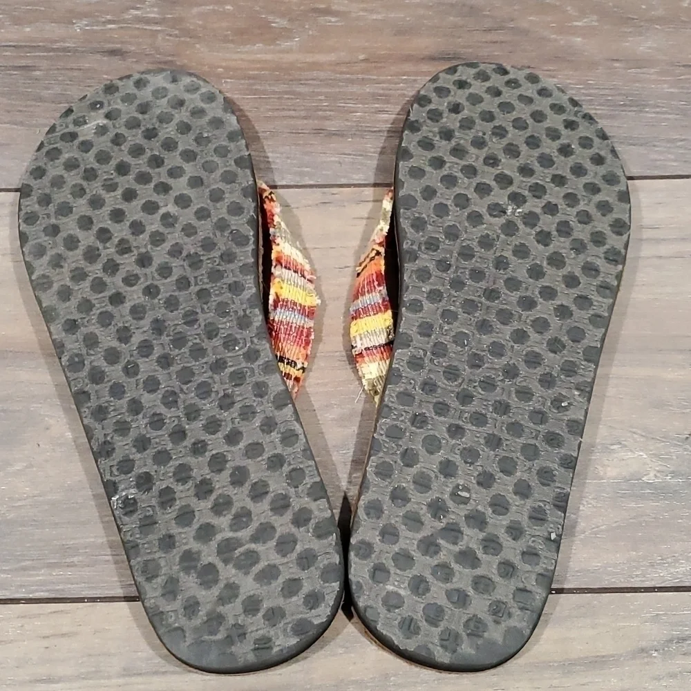 Sanuk Women sz 11 thong shoes flats flip flop sandals